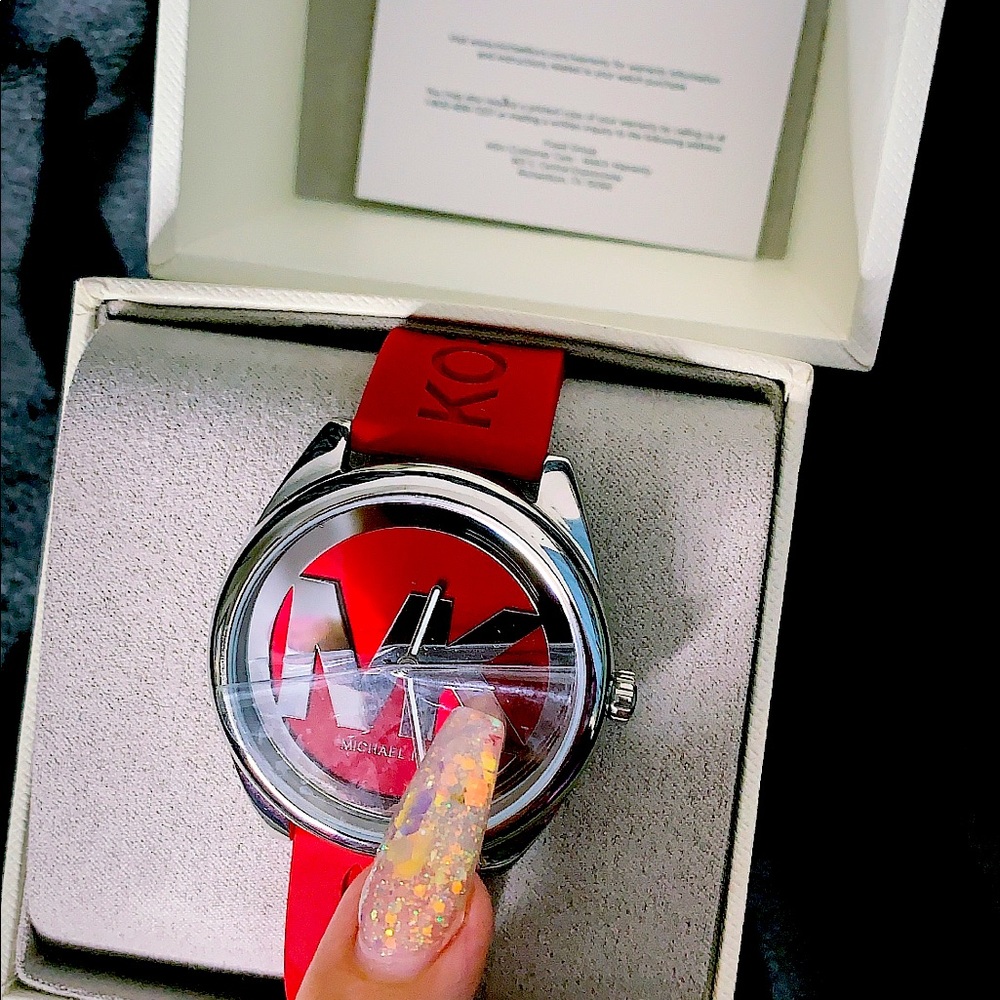 NWT AND BOX MK MENS WATCH